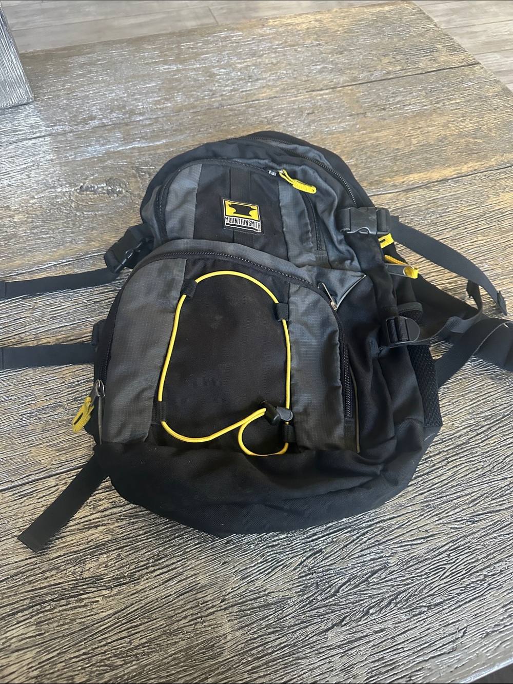 Mountaintop Black & Gray Men's Backpack With Yellow Trim